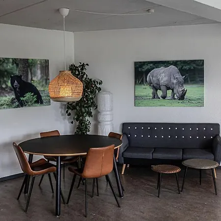 Zoo